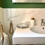 Retreat,ac,pool,ev Car Apartman Bellagio
